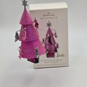 HALLMARK 2010‎ BARBIE ORNAMENT~IT'S ALL ABOUT THE SHOES!